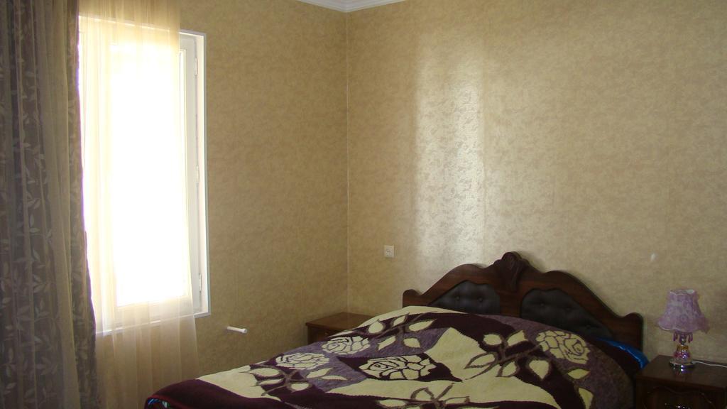 Guest House Tavaduri Mestia Exterior photo